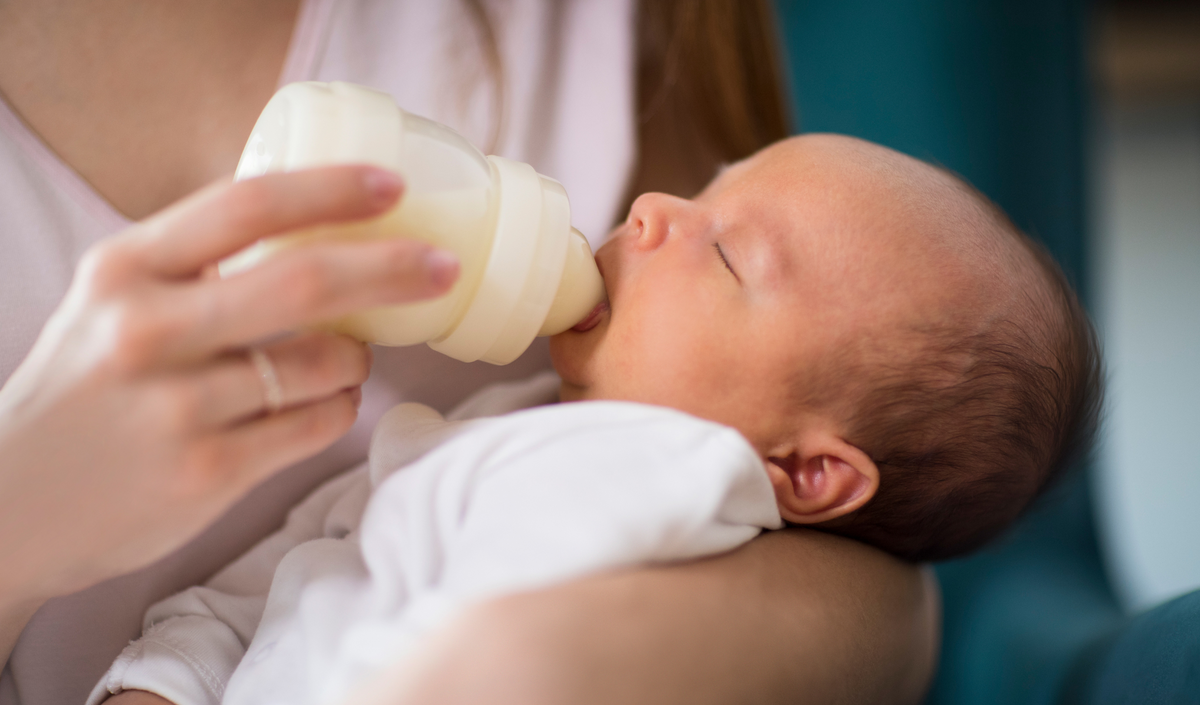 does-a-lip-tie-or-tongue-tie-affect-bottle-feeding-babocush-limited